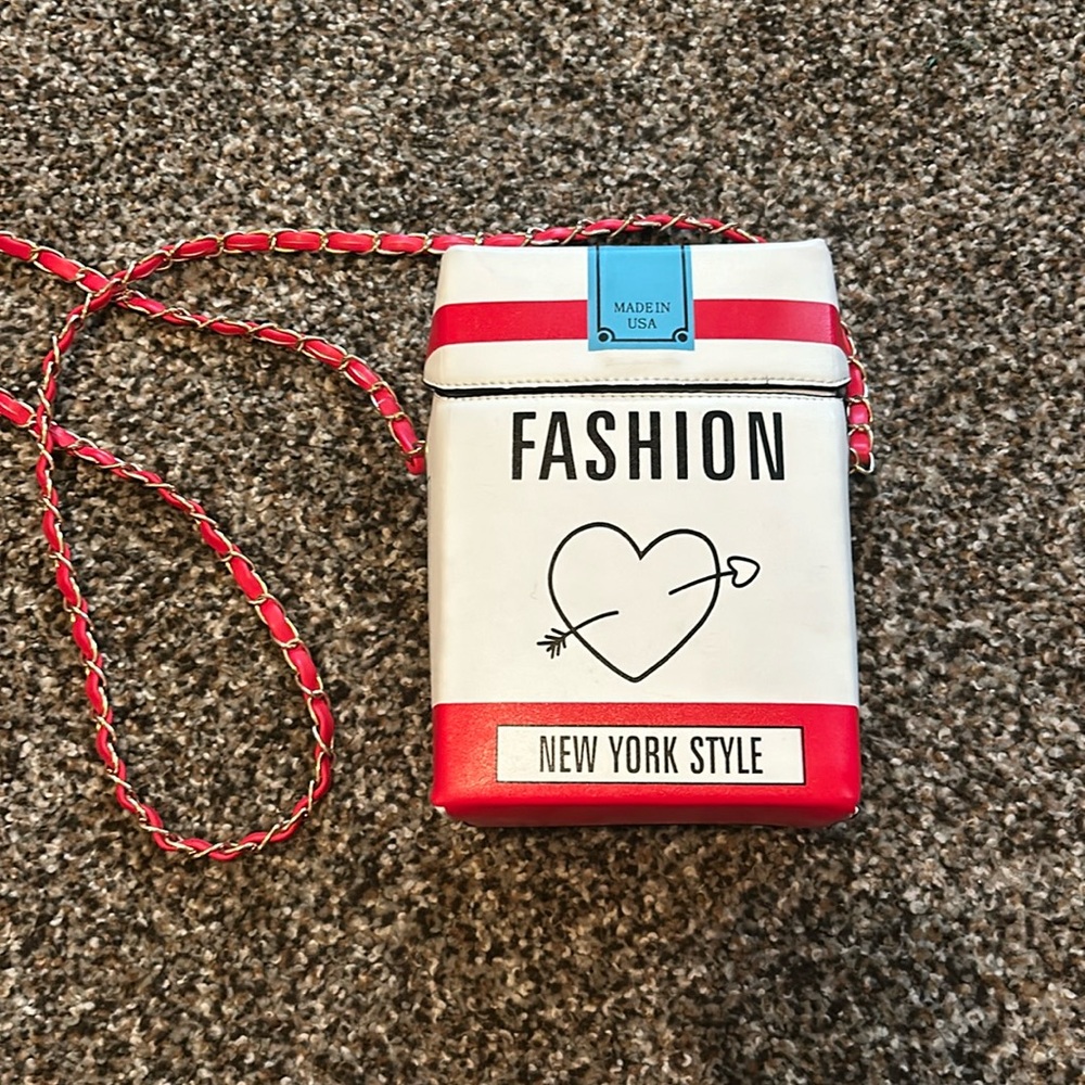 Fun fashion cigarette box purse